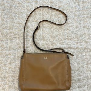 Lo & Sons crossbody
